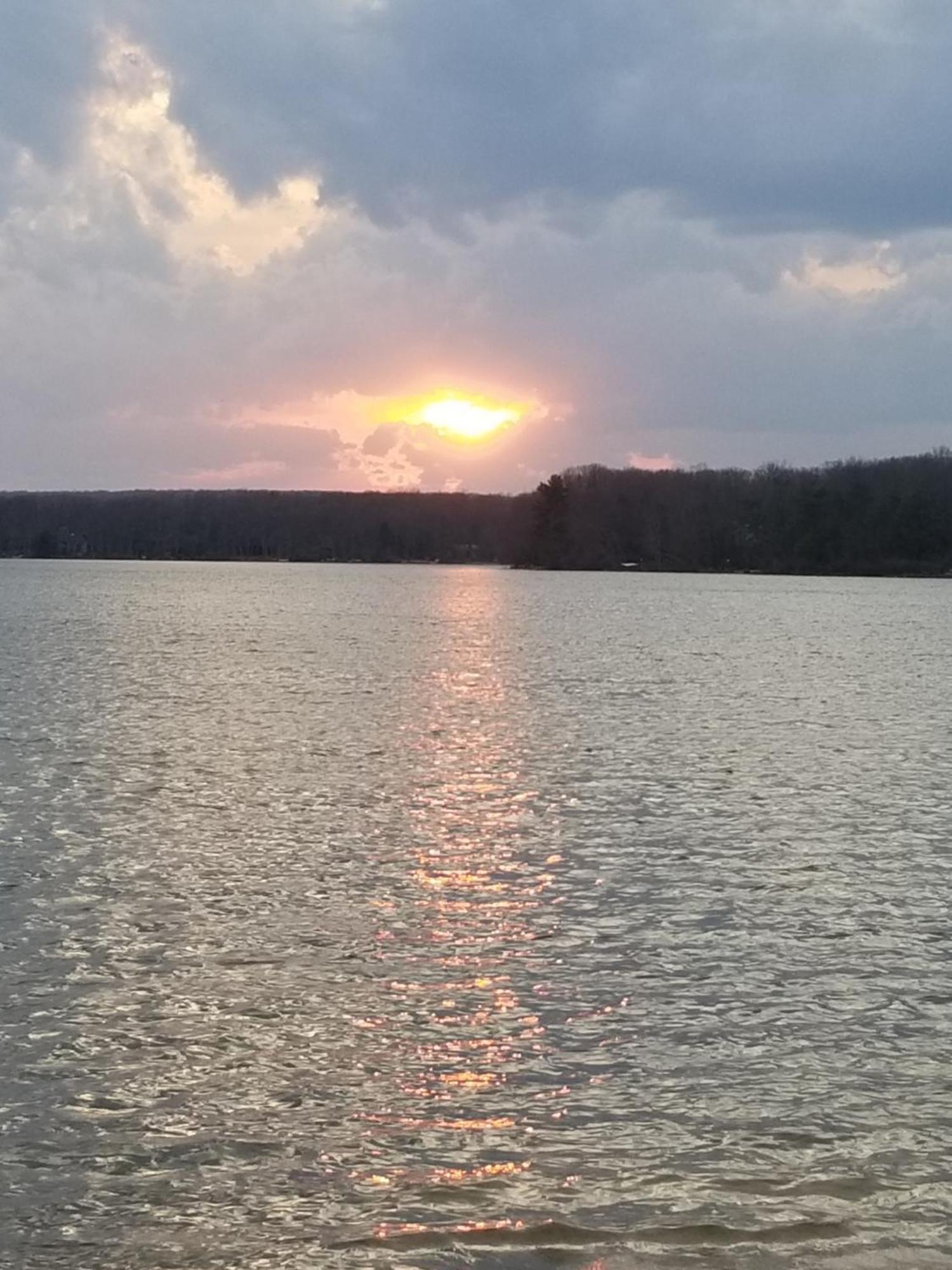 Serenity And Fun All In One In This Cozy Pocono Cabin 吉姆索普 外观 照片